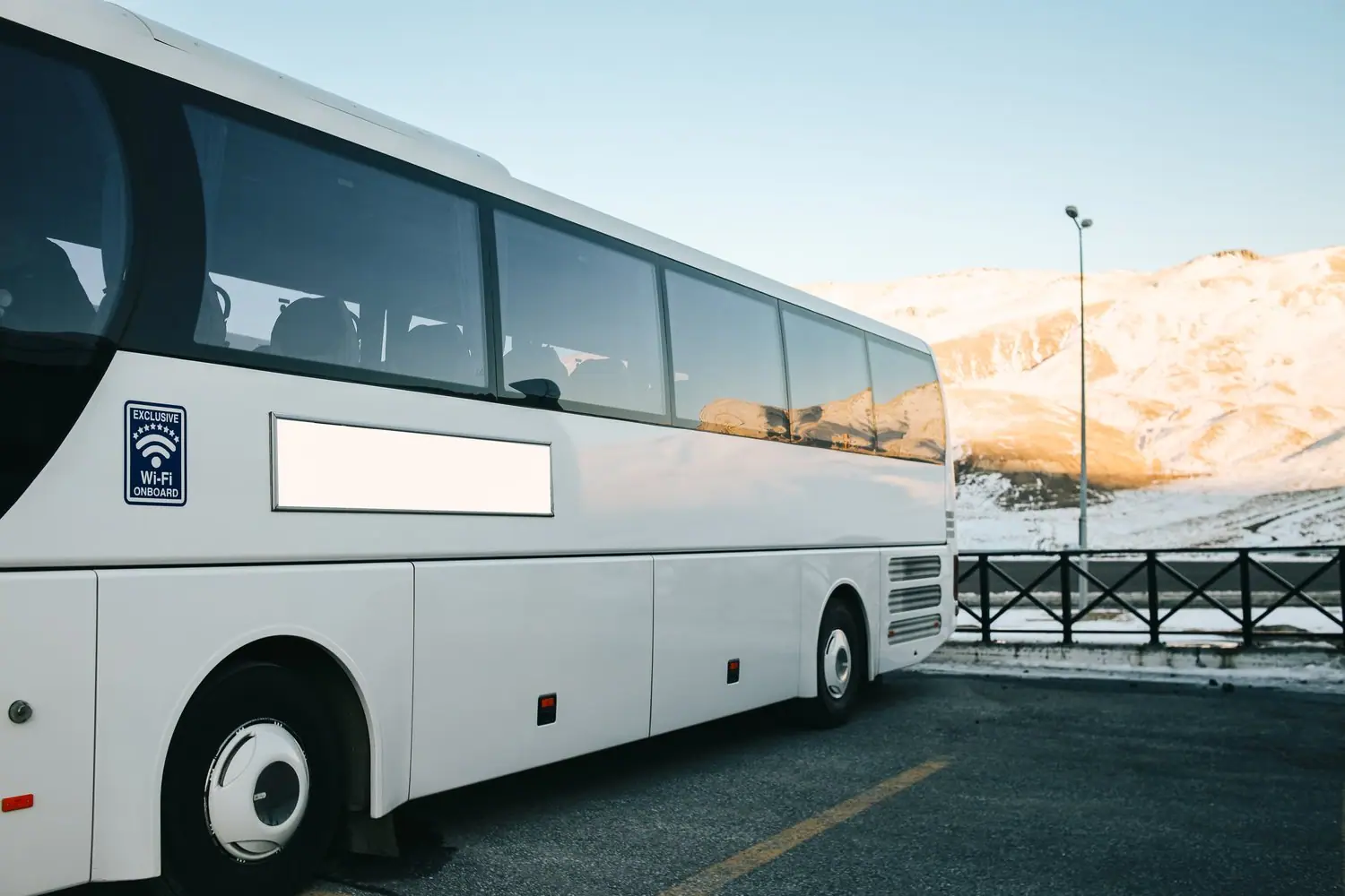 Na co zwrócić uwagę przy wyborze transportu na wyjazd integracyjny z okolic Sobótki